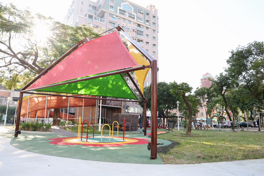 台南市北區再添兩座特色遊戲場 黃偉哲:朝向北區就是孩子的遊戲場目標邁進