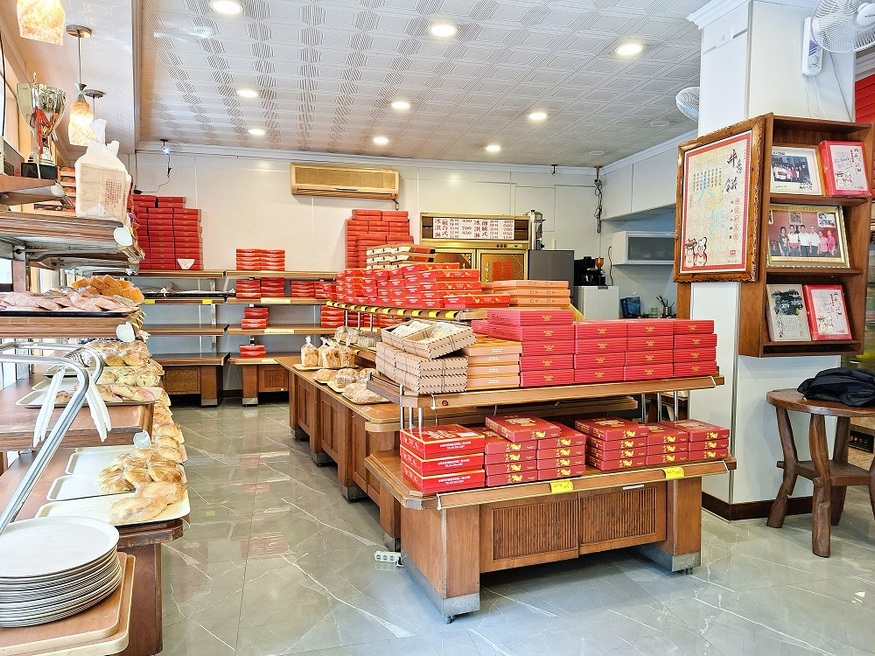 「鹹甜引路臺南味」翻轉傳統餅 專攻伴手禮 「順利餅舖」做出與別人不一樣的特色餅