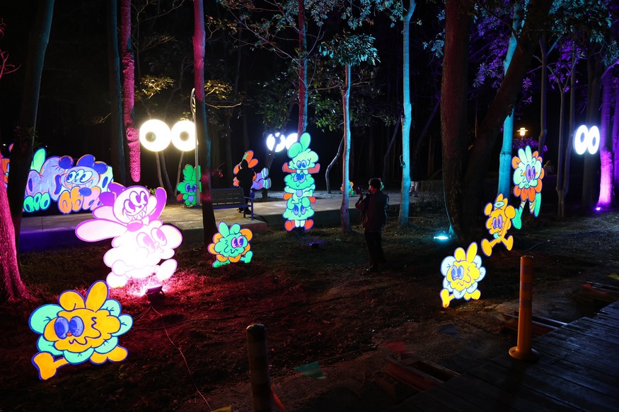 2026新營波光節登場　原創IP共構光影打造天鵝湖夢境場域