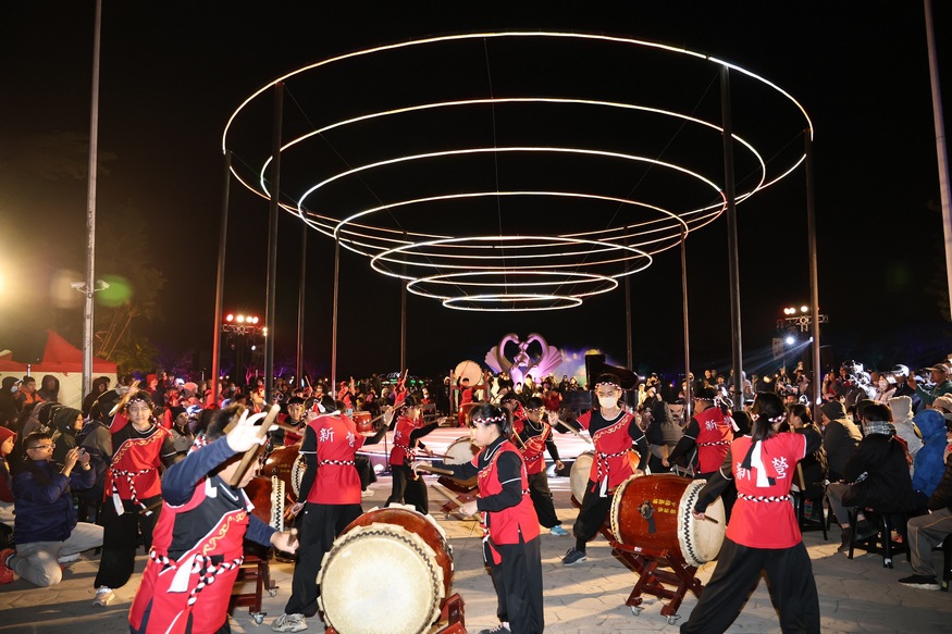 2026新營波光節登場　原創IP共構光影打造天鵝湖夢境場域