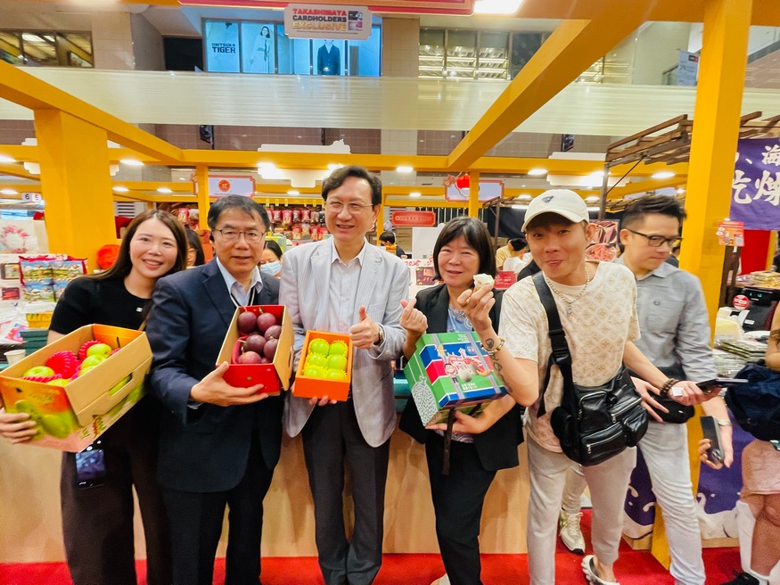 駐新加坡大使喜報佳音 台南蜜棗在星狂銷供不應求